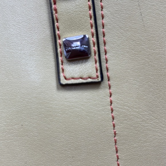 NWOT Emillie M Handbag - Picture 5 of 8